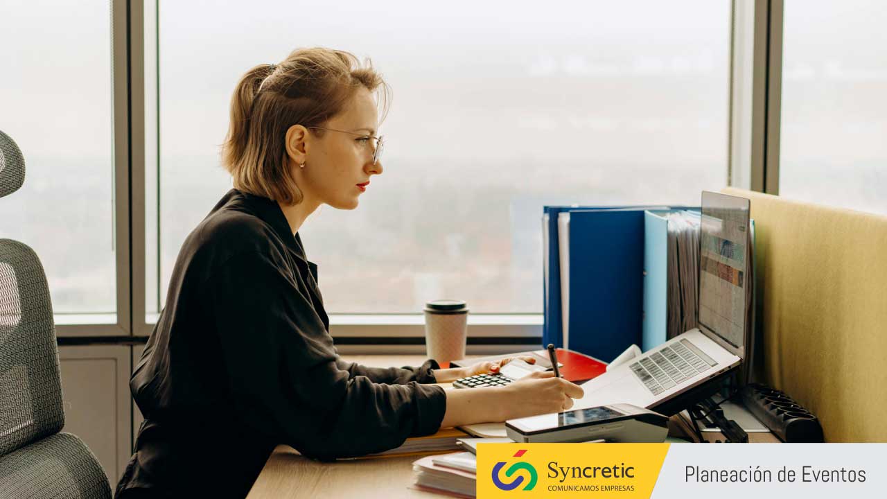 La Logística Profesional de Eventos Optimiza el Presupuesto Corporativo_Syncretic Comuniciación